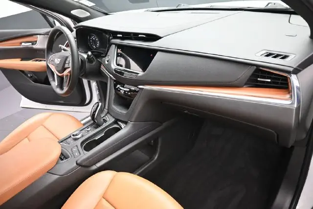 2021 Cadillac XT5 - $26,895