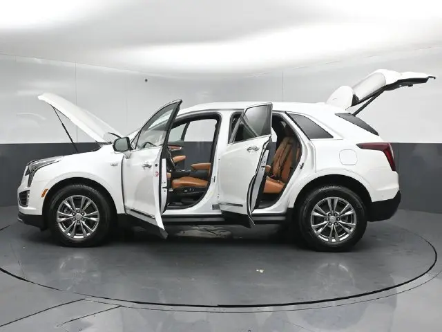 2021 Cadillac XT5 - $26,895