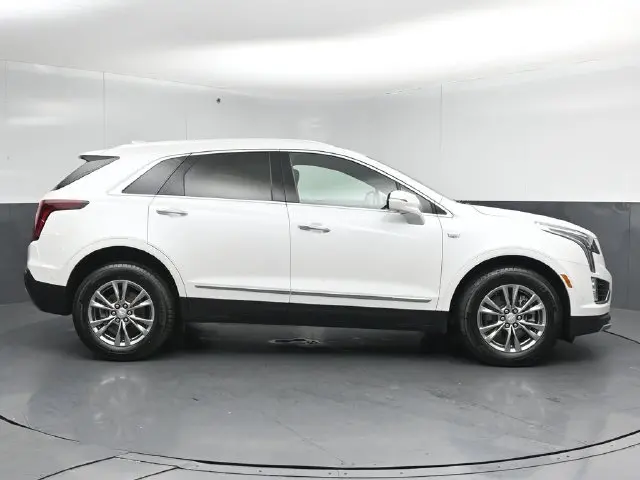 2021 Cadillac XT5 - $26,895