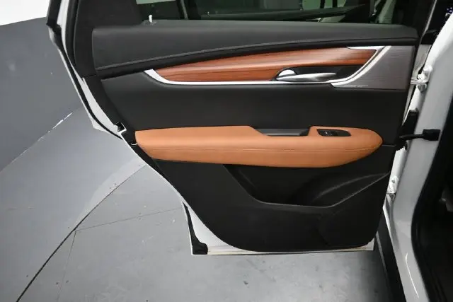 2021 Cadillac XT5 - $26,895