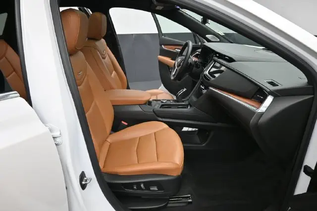 2021 Cadillac XT5 - $26,895