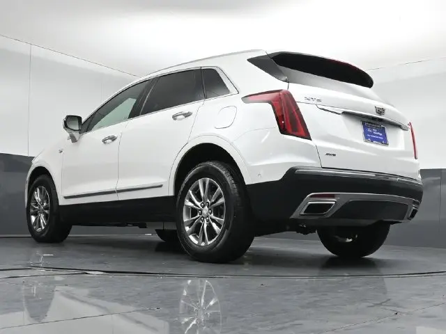 2021 Cadillac XT5 - $26,895