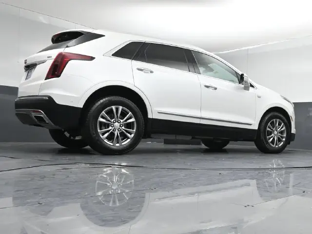 2021 Cadillac XT5 - $26,895
