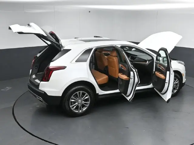 2021 Cadillac XT5 - $26,895