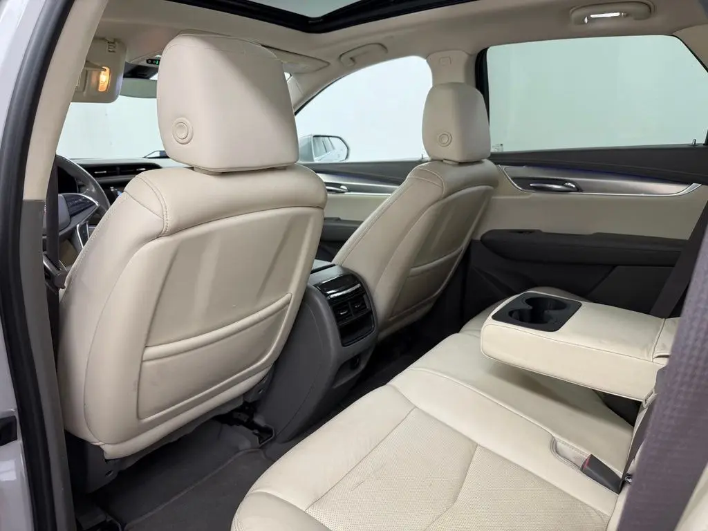 2019 Cadillac XT5 - $19,275