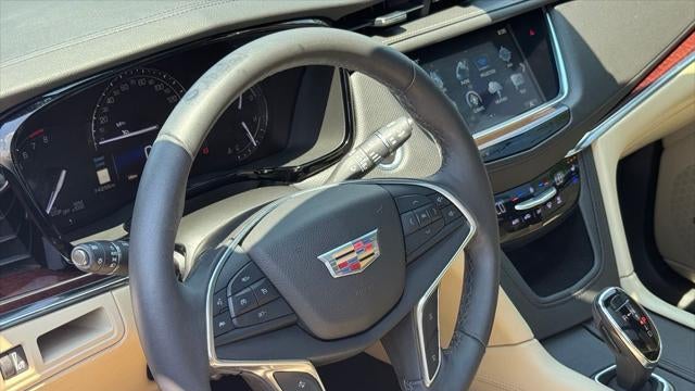2017 Cadillac XT5 Premium Luxury