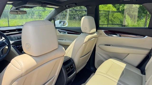2017 Cadillac XT5 Premium Luxury
