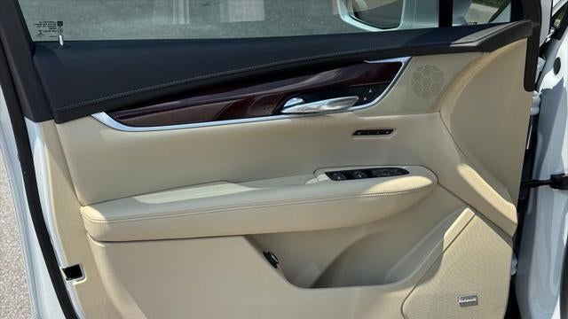 2017 Cadillac XT5 Premium Luxury