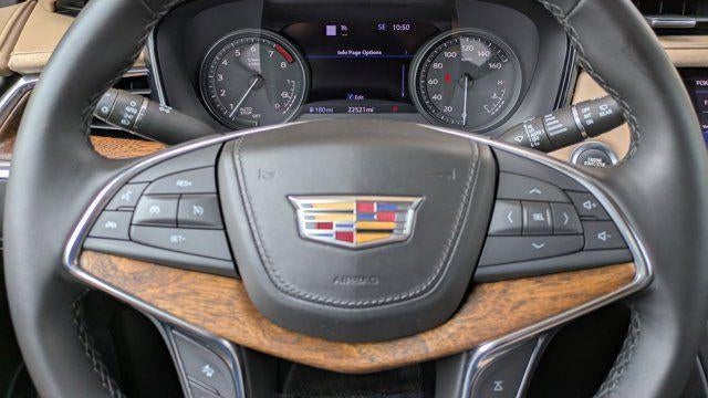 2021 Cadillac XT5 Premium Luxury