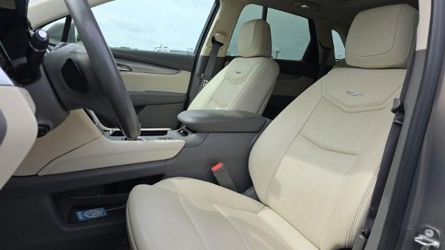 2018 Cadillac XT5 Premium Luxury