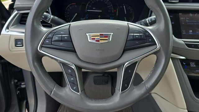 2018 Cadillac XT5 Premium Luxury