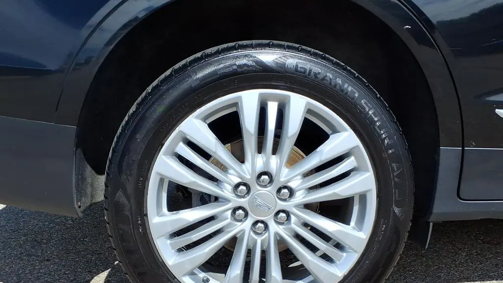 2019 Cadillac XT5 Premium Luxury