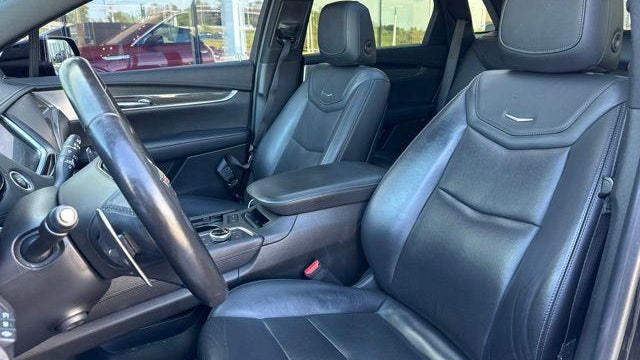 2020 Cadillac XT5 Sport