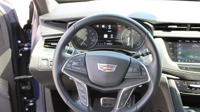 2025 Cadillac XT5 Sport