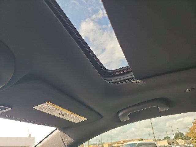 2025 Cadillac XT5 - $47,999