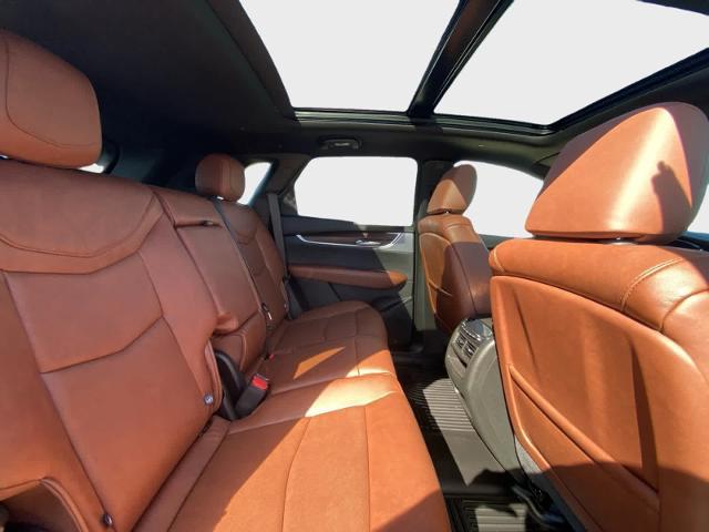 2025 Cadillac XT5 - $45,990