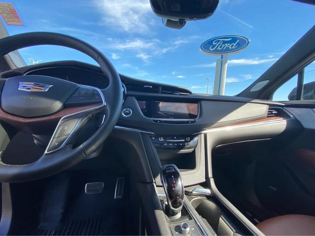 2025 Cadillac XT5 - $45,990