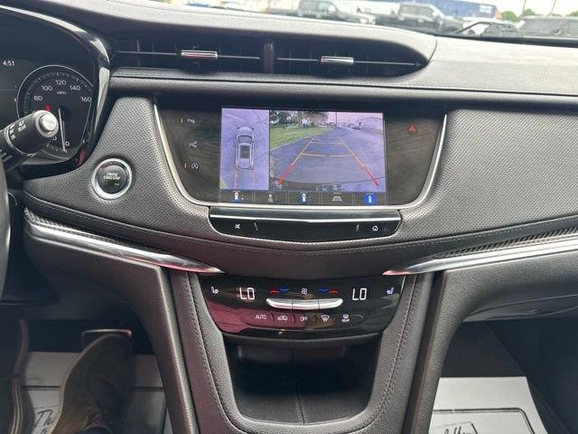2022 Cadillac XT5 - $30,000