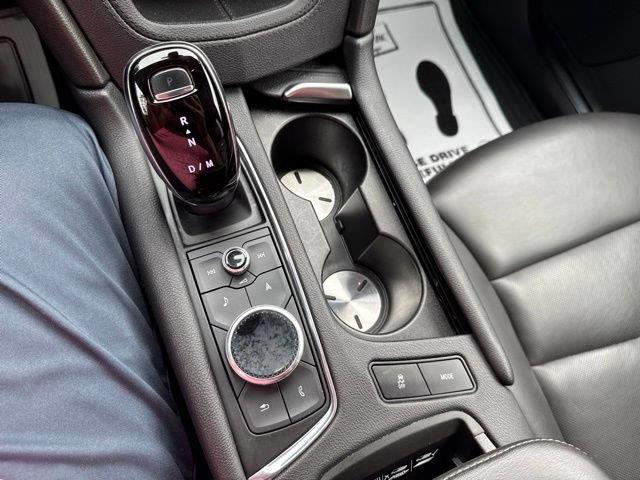 2022 Cadillac XT5 - $30,000
