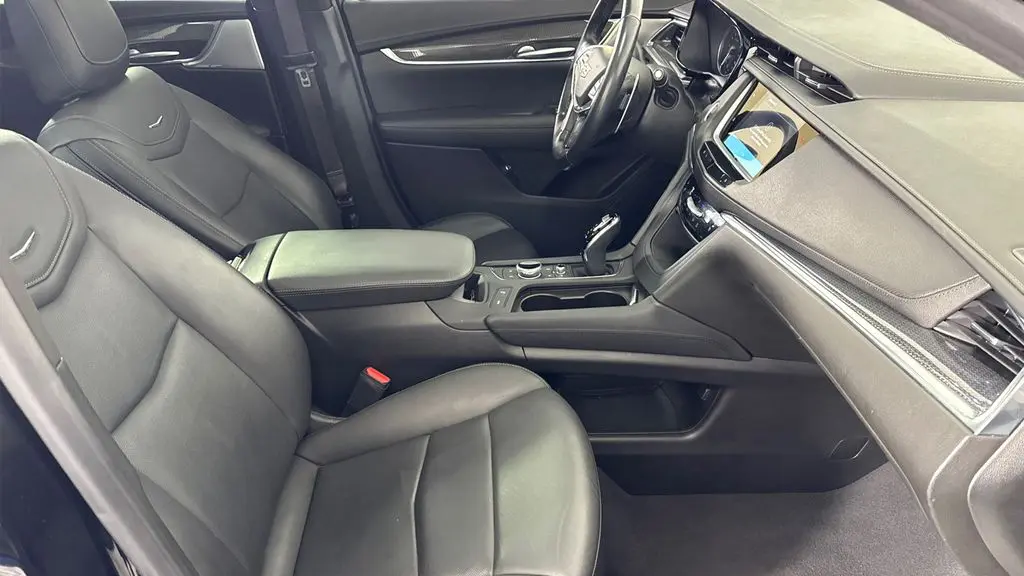 2023 Cadillac XT5 Sport