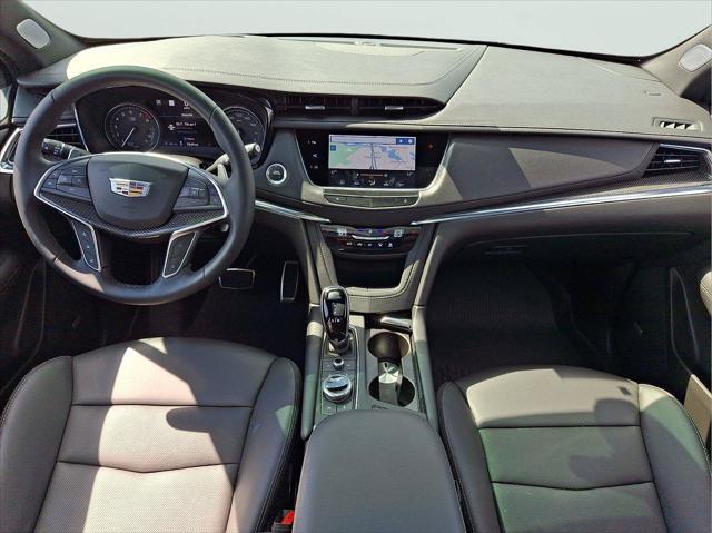 2025 Cadillac XT5 - $47,000