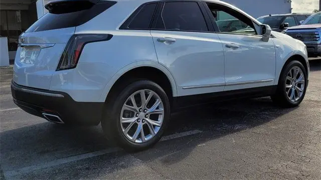 2020 Cadillac XT5 Sport