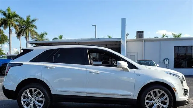 2020 Cadillac XT5 Sport