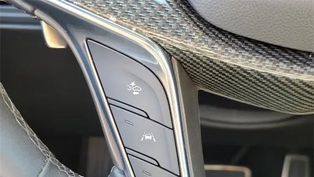 2020 Cadillac XT5 Sport