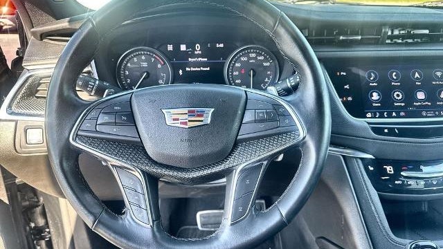 2023 Cadillac XT5 Sport