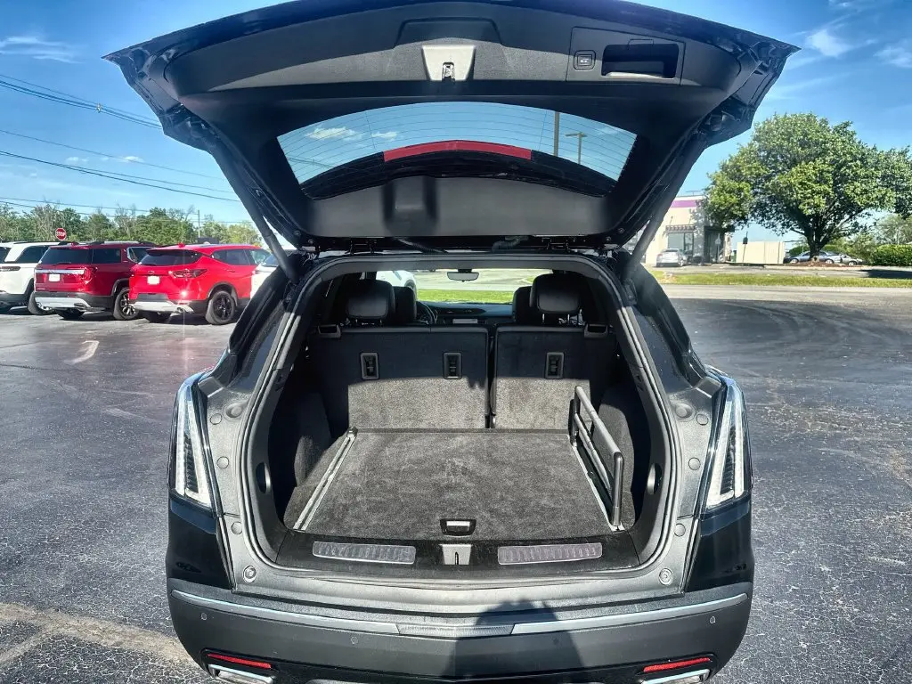 2023 Cadillac XT5 - $37,982