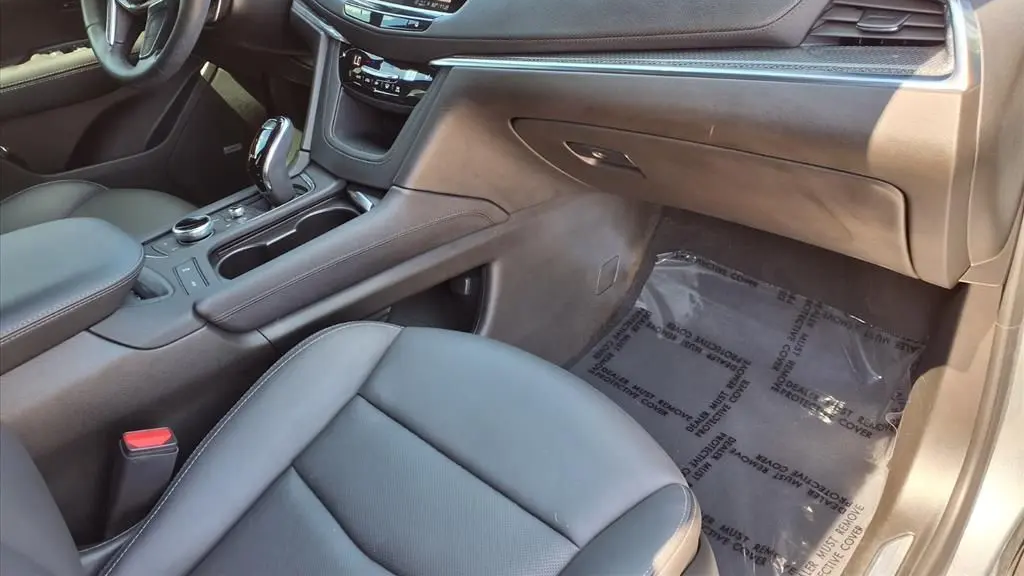 2023 Cadillac XT5 Sport