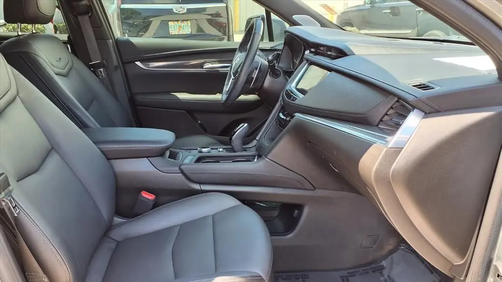 2023 Cadillac XT5 Sport