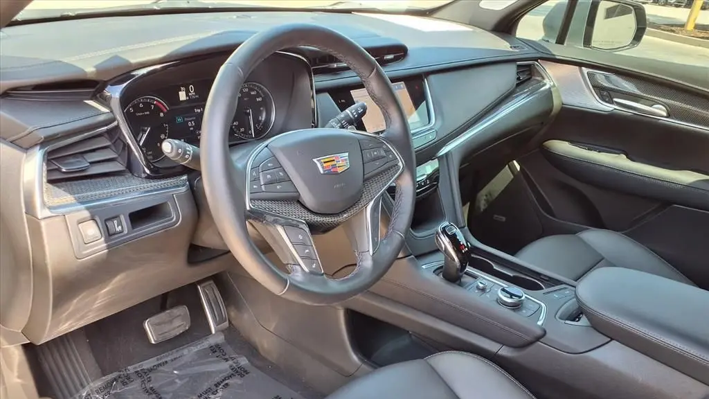 2023 Cadillac XT5 Sport