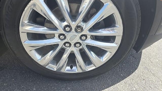 2018 Cadillac XT5 Platinum