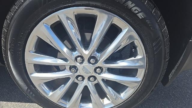 2018 Cadillac XT5 Platinum