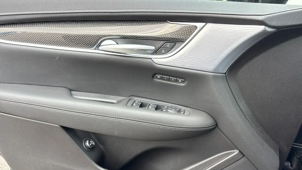 2026 Cadillac XT5 Sport