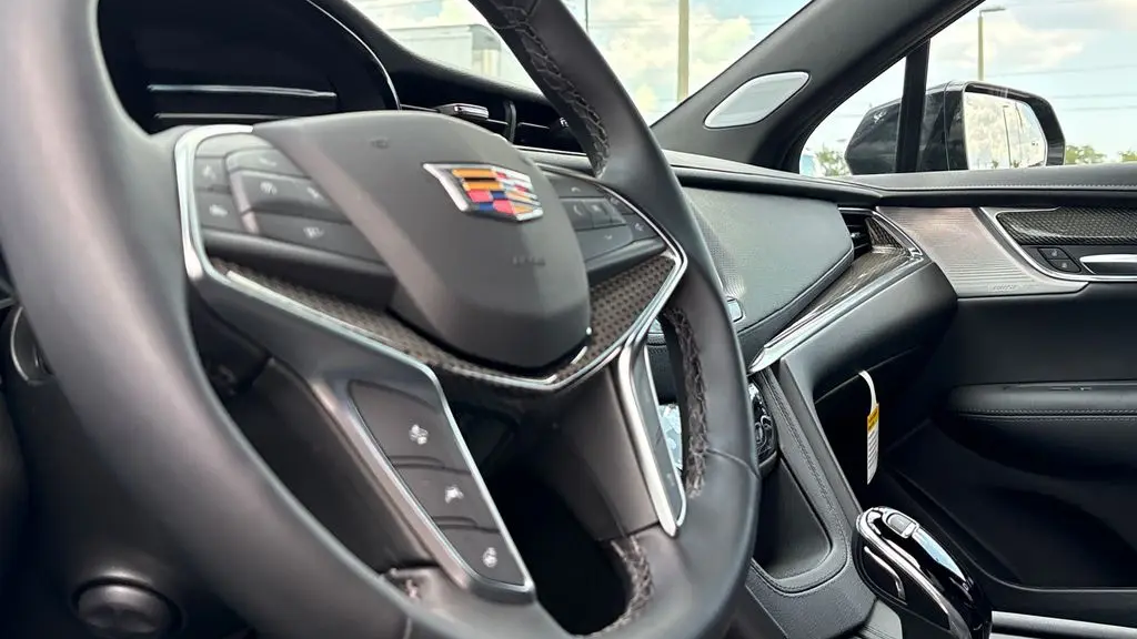 2026 Cadillac XT5 Sport