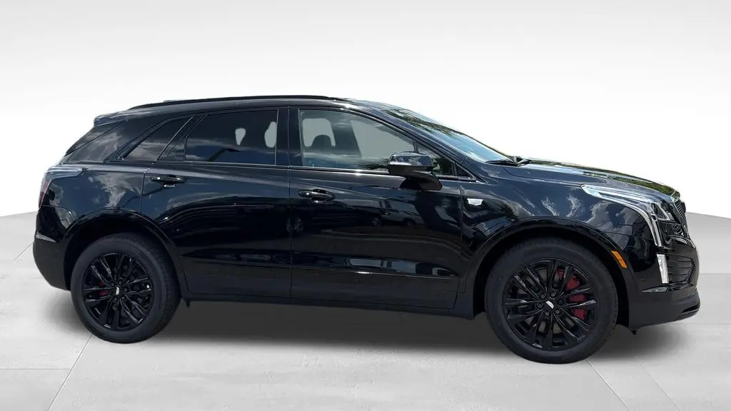 2026 Cadillac XT5 Sport