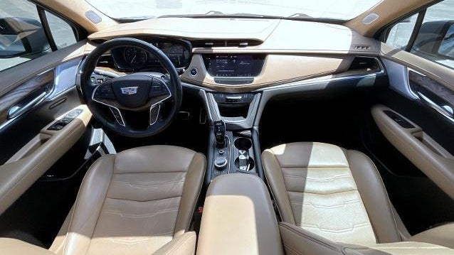 2023 Cadillac XT5 Sport