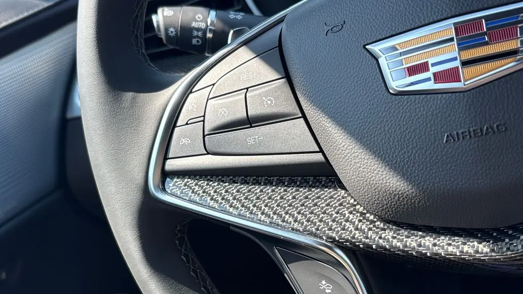2026 Cadillac XT5 Sport