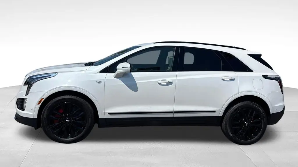 2026 Cadillac XT5 Sport
