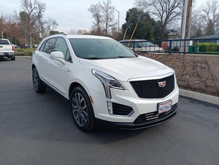 2023 Cadillac XT5 with Crystal White Tricoat Exterior