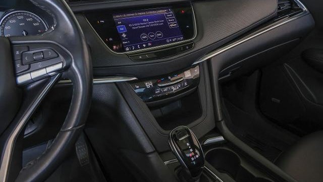 2022 Cadillac XT6 Luxury