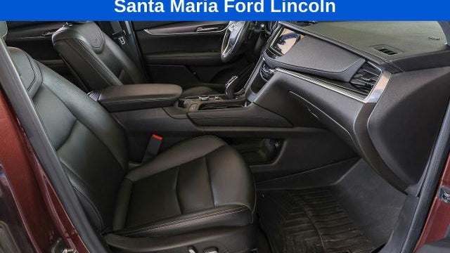 2022 Cadillac XT6 Luxury