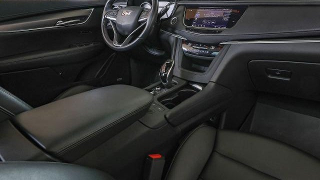 2022 Cadillac XT6 Luxury