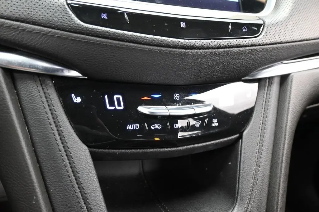 2021 Cadillac XT6 - $24,991