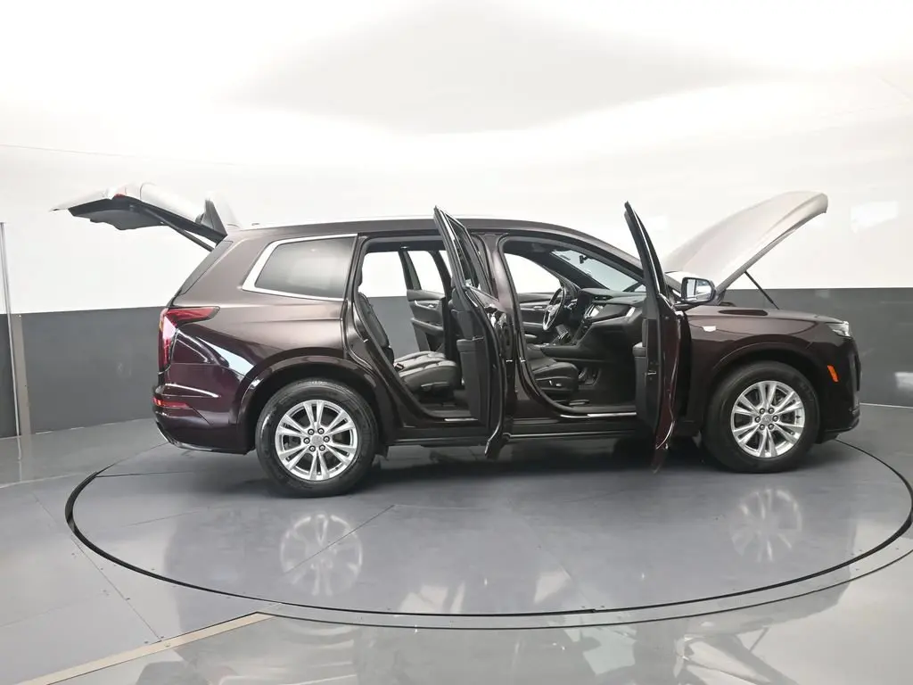 2021 Cadillac XT6 - $24,981