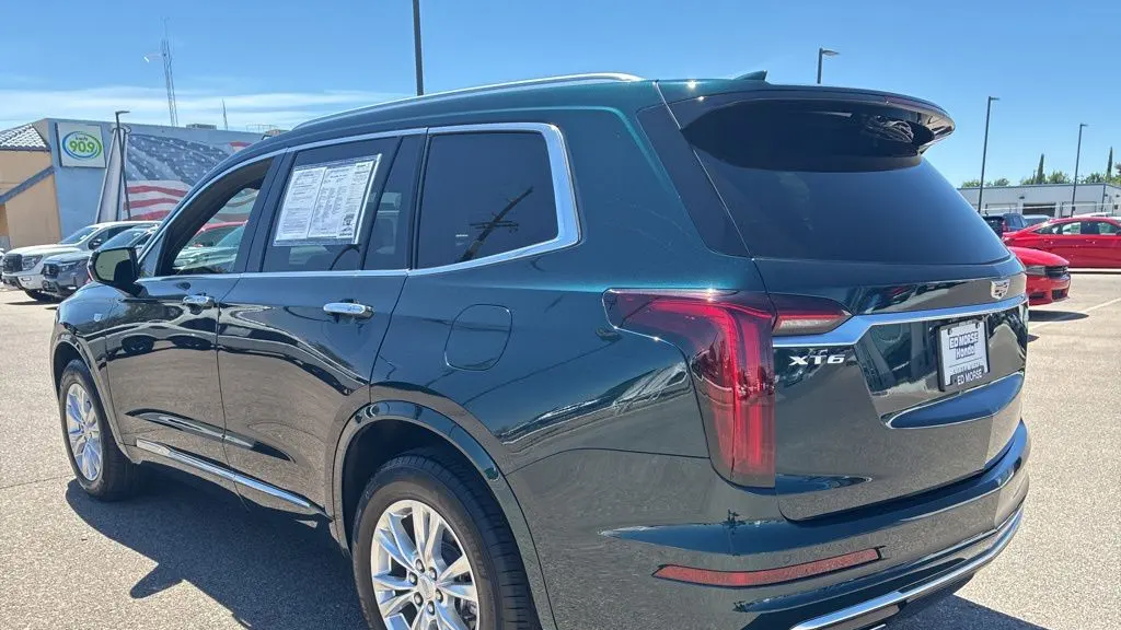 2024 Cadillac XT6 Luxury