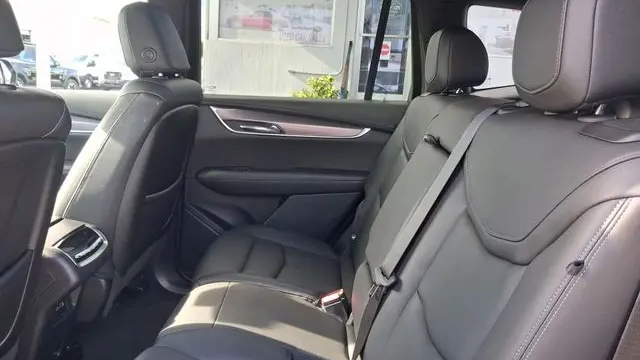2023 Cadillac XT6 Luxury