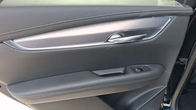 2023 Cadillac XT6 Luxury